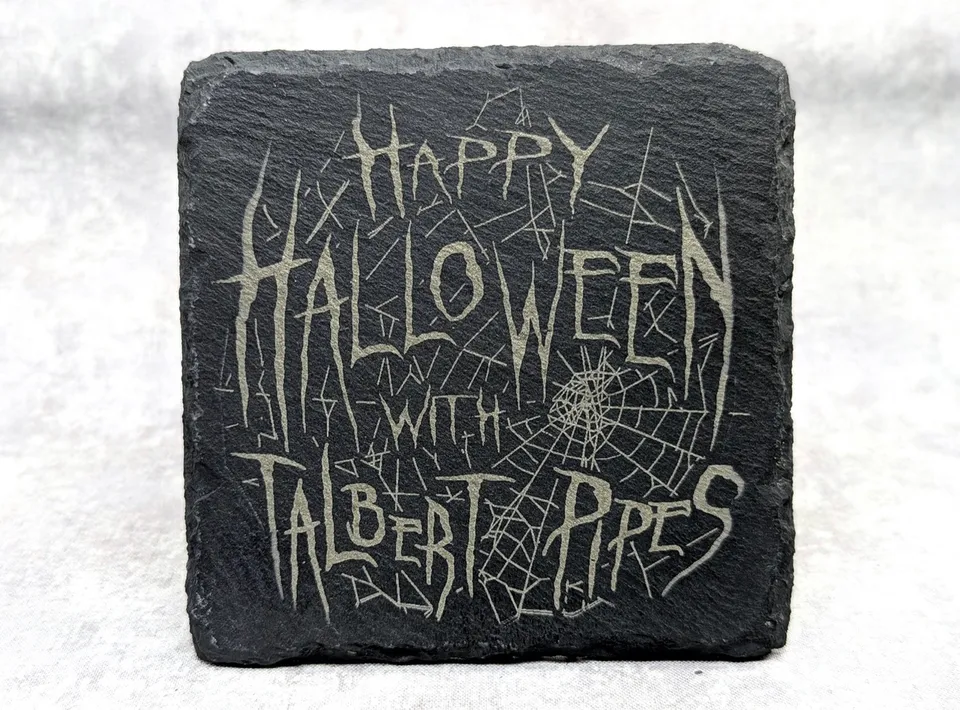 Talbert Halloween glassunderlag skifer sort gravert
