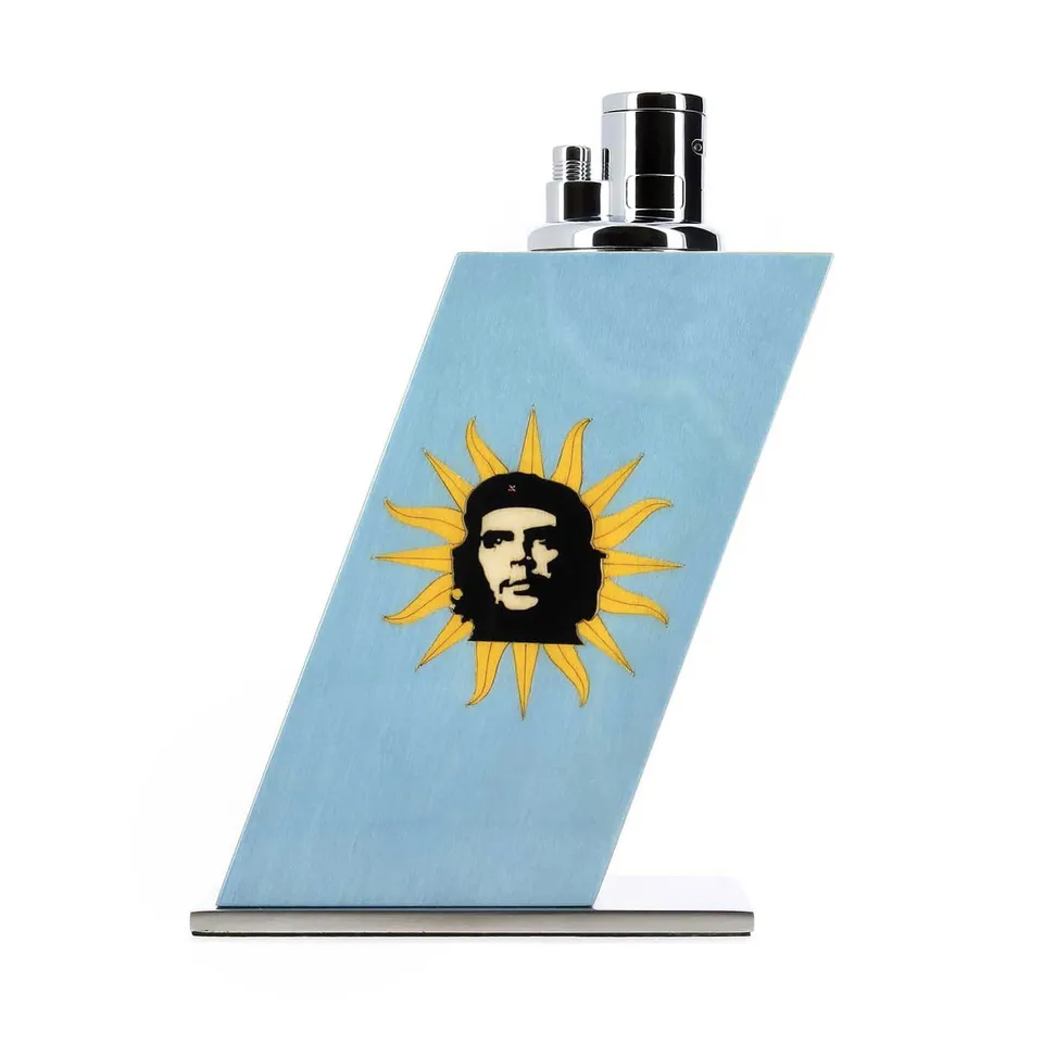 Elie Bleu Che Argentina bordlighter trippelflamme