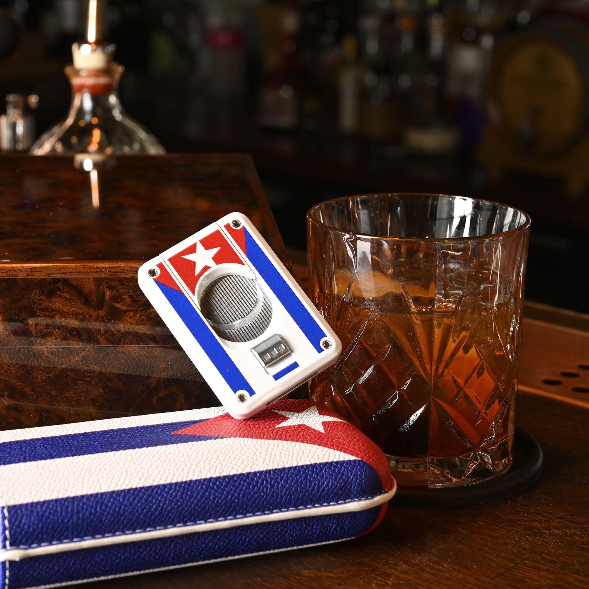 Elie Bleu Cuban Flag sigaretui 2 sigarer kaliber 27
