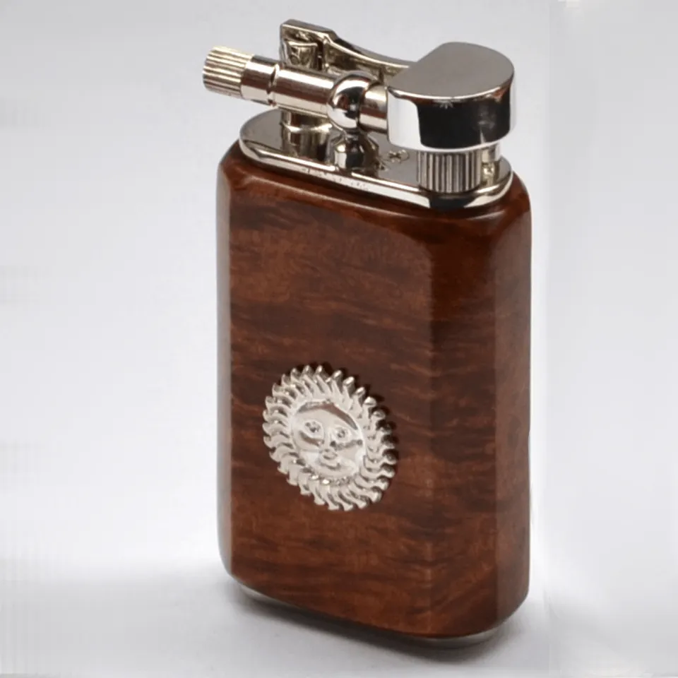 Mastro de Paja Handmade lighter messing briar bensin